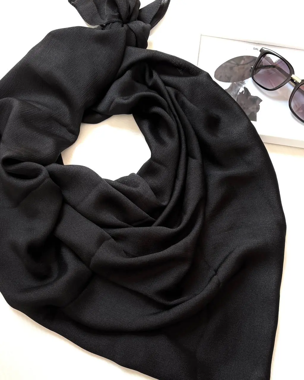 روسری کریستال مشکی